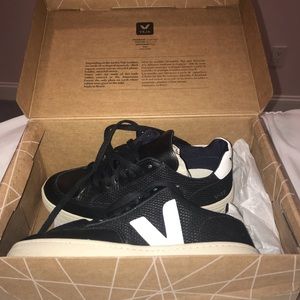 Black Veja sneakers